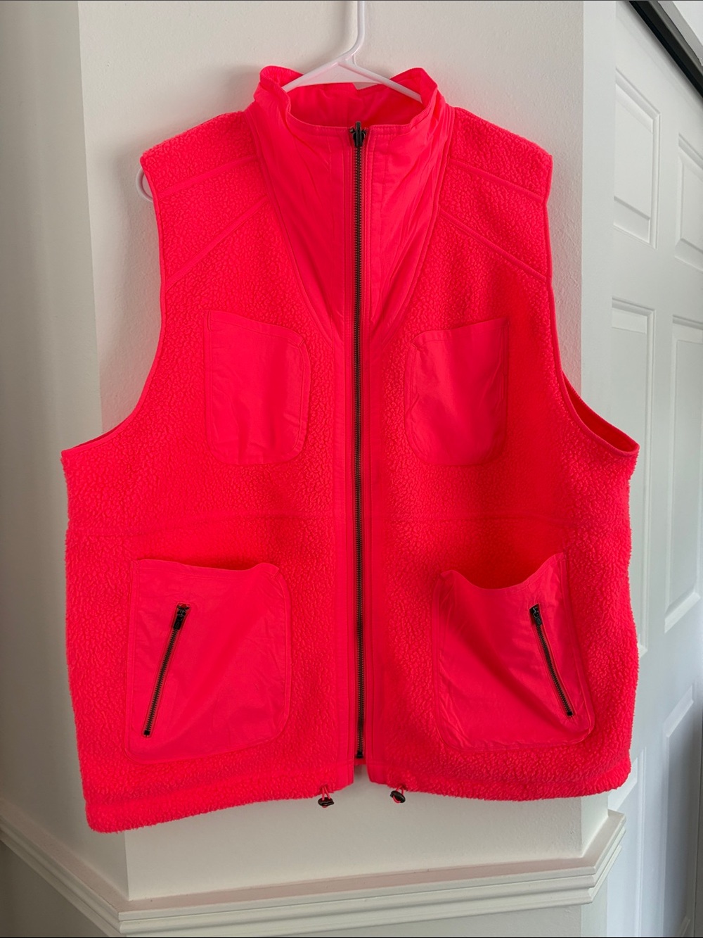 Free People Movement Hit the Hills reversible Sherpa neon vest size large pink